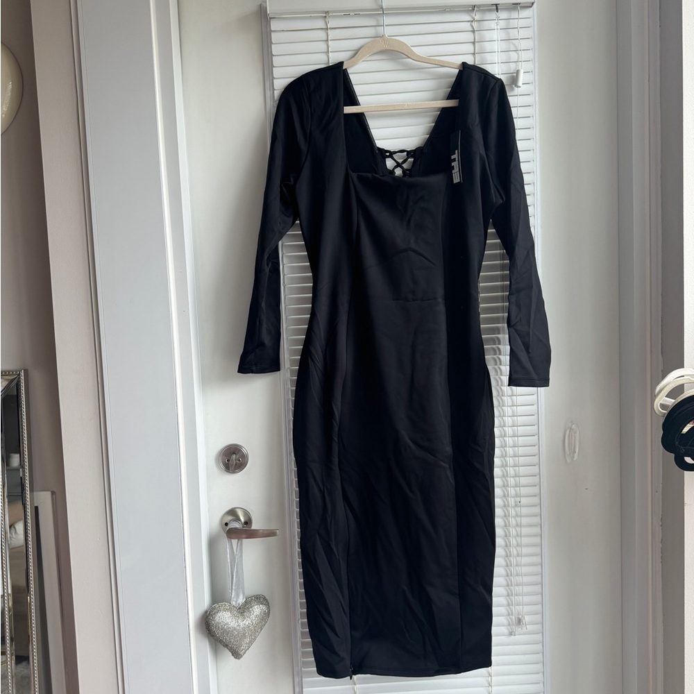 TA3 SQUAREY LONG SLEEVE DRESS SZ 2X NWT